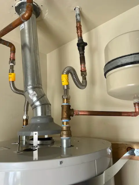 Water heater installation and plumbing repair in Nashport